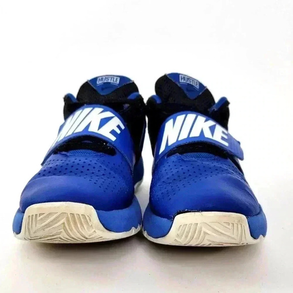 Nike Team Hustle D 8 (GS) Youth Athletic Shoes - 4Y - Picture 9 of 10